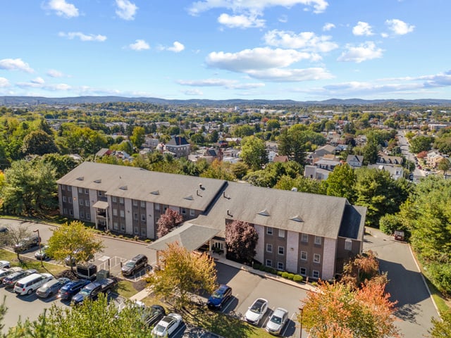 Drone_2900_Lawn_Terrace_013